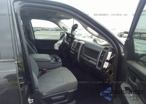 2015 Ram 2500 Tradesman из США, поврежденный, VIN 3C6UR5CL7FG681960